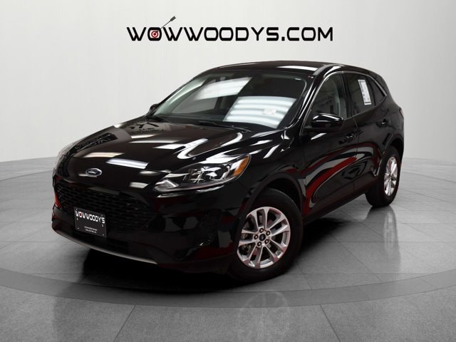 Used 2021 Ford Escape SE with VIN 1FMCU9G61MUA38038 for sale in Kansas City