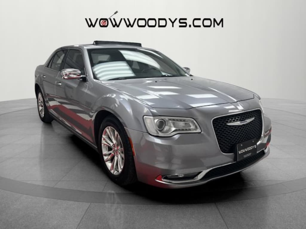 Used 2017 Chrysler 300C Base Sedan