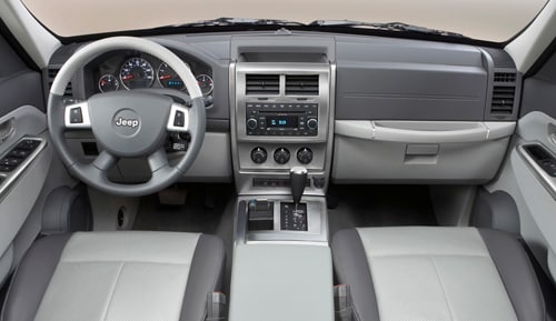 File:2010-Jeep-Liberty-interior-wowwoodys.jpg