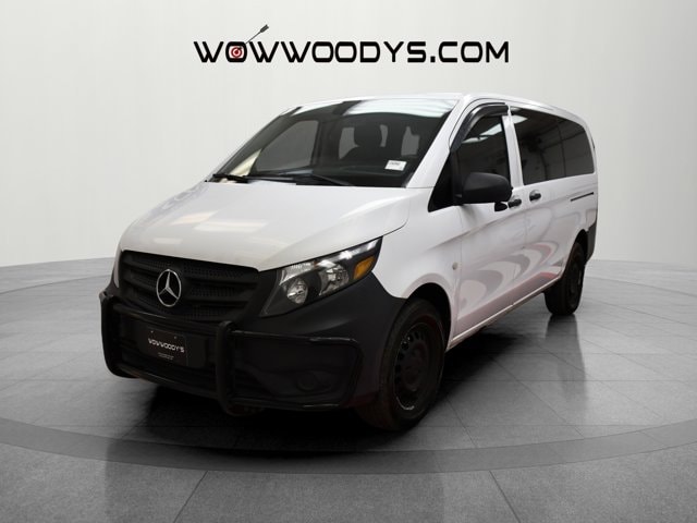 Used 2017 Mercedes-Benz Metris Passenger Van Base with VIN WD4PG2EE2H3235087 for sale in Kansas City