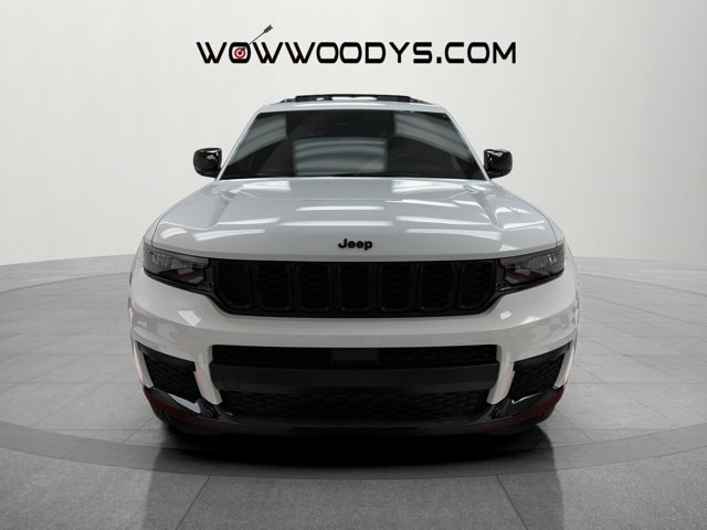 Used 2025 Jeep Grand Cherokee L Altitude with VIN 1C4RJKAG8S8658584 for sale in Kansas City