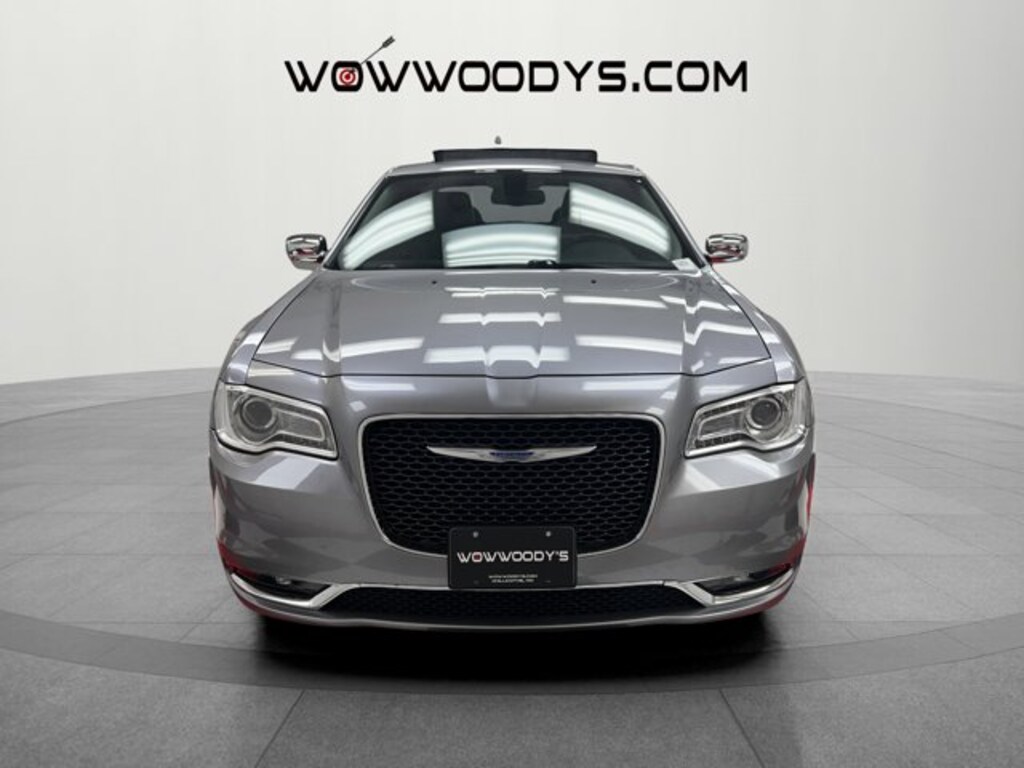 Used 2017 Chrysler 300C Base Sedan