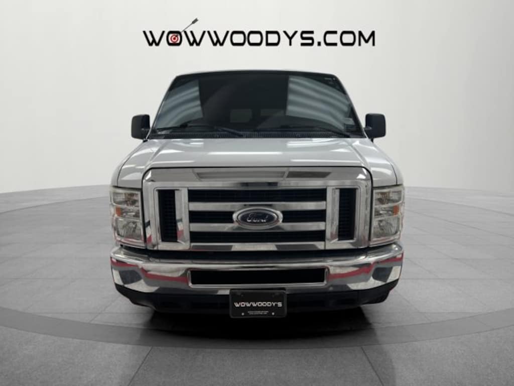 Used 2013 Ford E-350 Super Duty  Wagon Extended Wagon