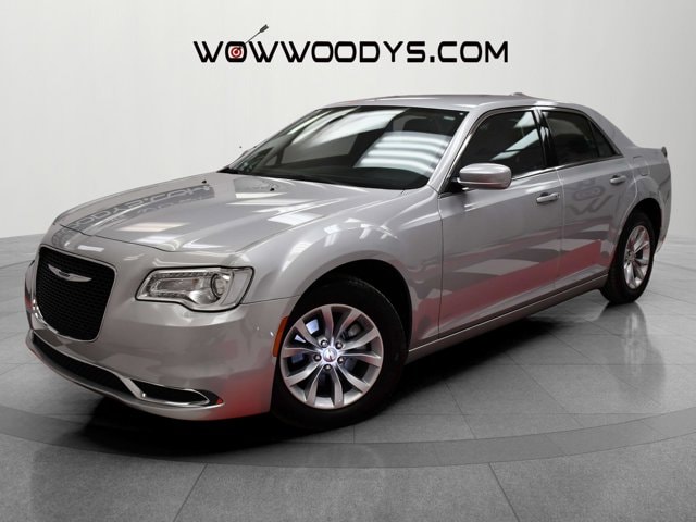 Certified 2023 Chrysler 300 Touring with VIN 2C3CCAAG2PH647595 for sale in Kansas City