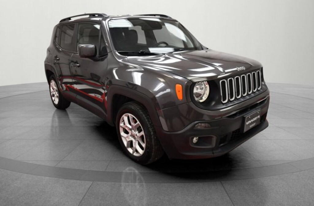 Used 2018 Jeep Renegade Latitude FWD 2.4L I4 MultiAir Cold Weather Group Popular Eq