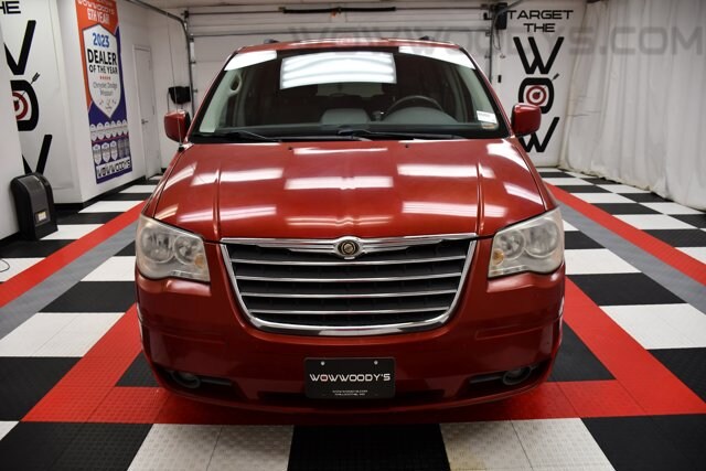 Used 2008 Chrysler Town & Country Touring with VIN 2A8HR54P58R115863 for sale in Kansas City