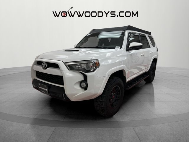 Used 2018 Toyota 4Runner Off-Road with VIN JTEBU5JR5J5587013 for sale in Kansas City