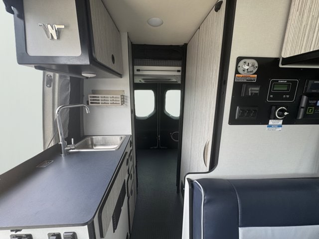 Used 2021 Mercedes-Benz Sprinter Crew Van Base with VIN W1W4EBVY3MP389294 for sale in Kansas City
