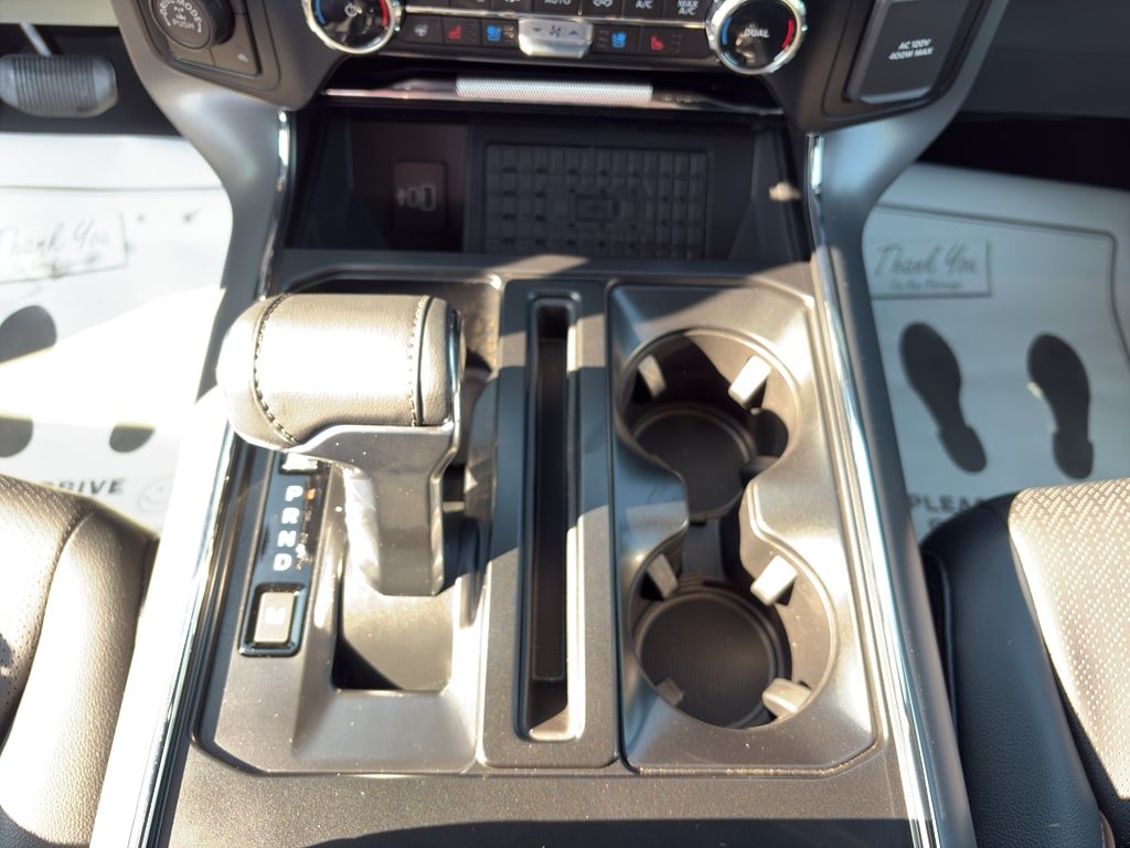 2025 Ford F-150 Lariat - Photo 18
