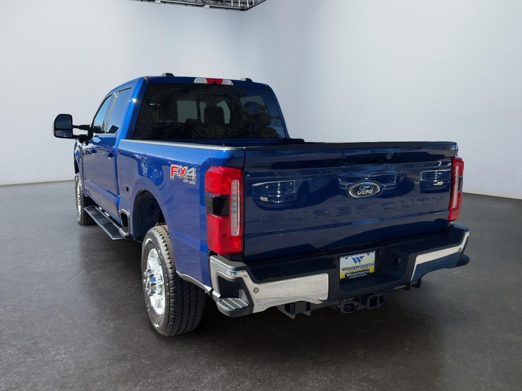 2026 Ford F-350 XLT photo 3