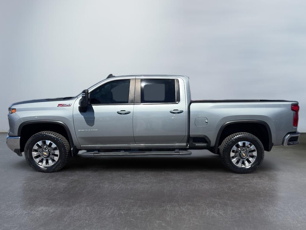 Used 2024 Chevrolet Silverado LT Truck Crew Cab