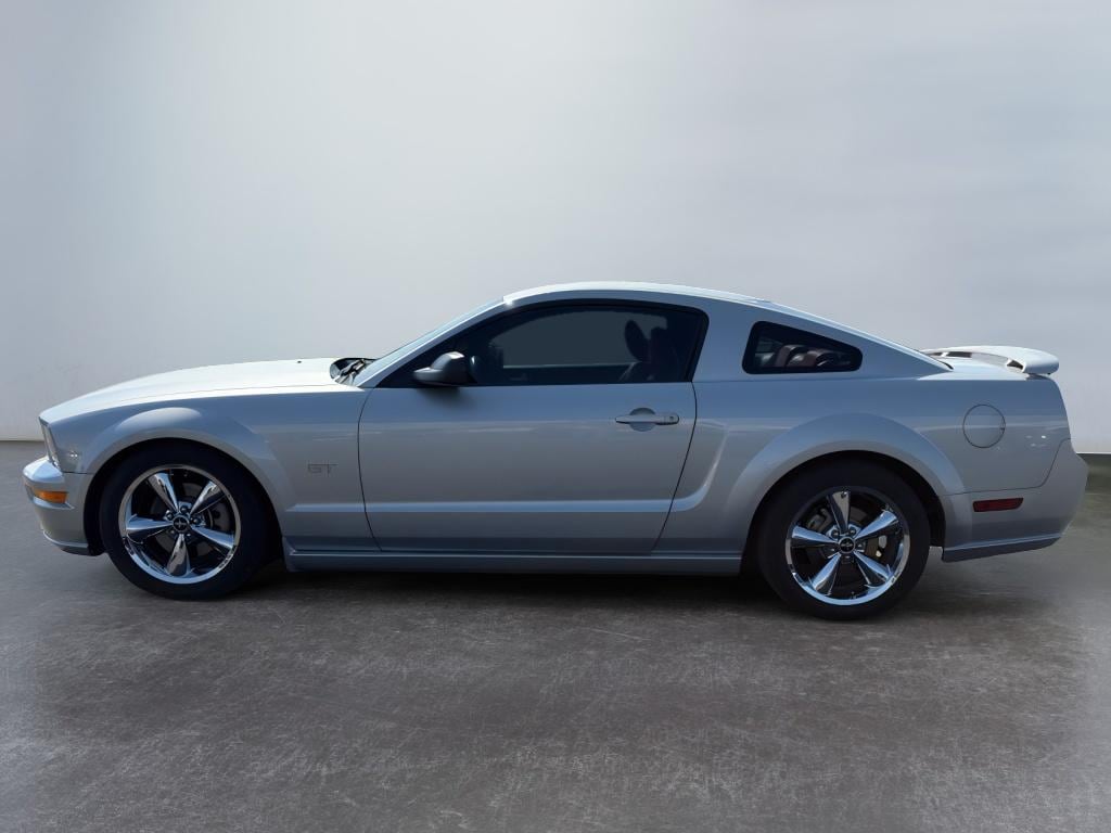 Used 2005 Ford Mustang GT Coupe