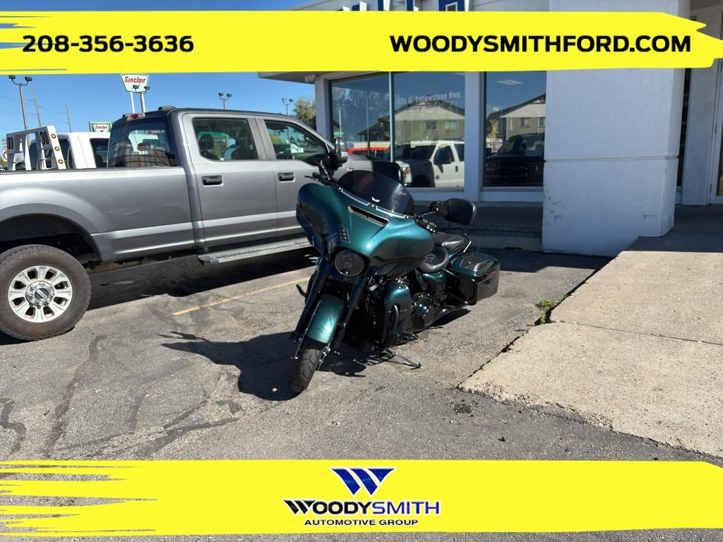 Used 2021 Harley-Davidson Street Glide ROAD BIKE