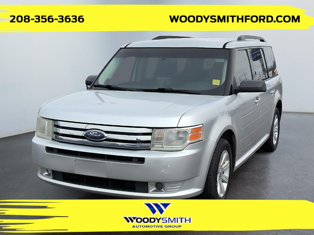 2010 Ford Flex SE FWD's photo
