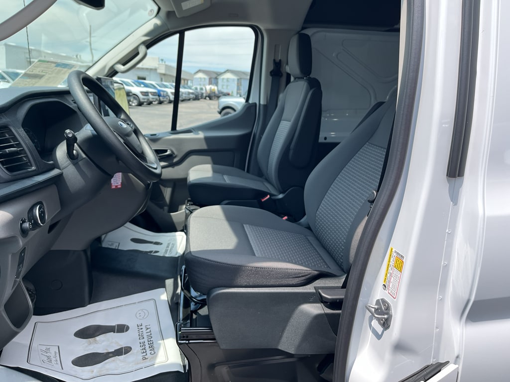 2025 Ford Transit Van Base - Photo 17