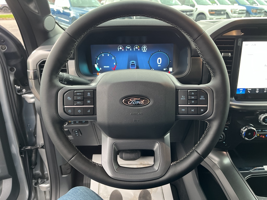 2025 Ford F-150 Lariat - Photo 14