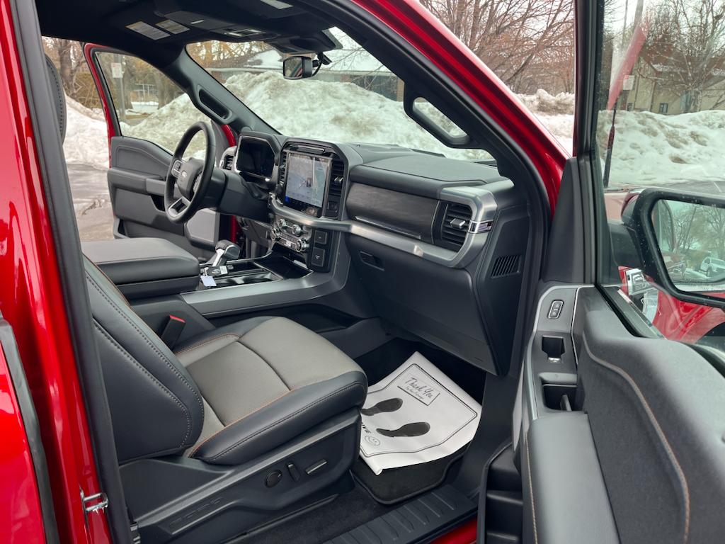 2025 Ford F-150 Lariat - Photo 29