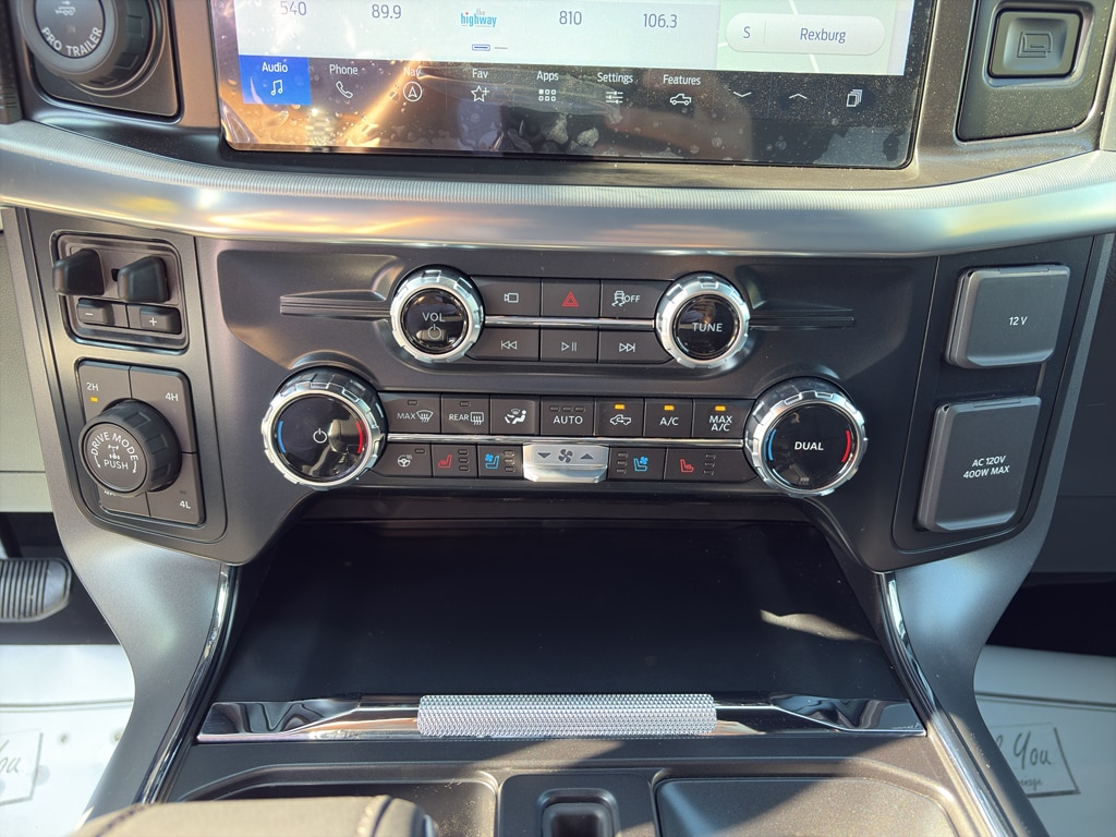 2025 Ford F-150 Lariat - Photo 16