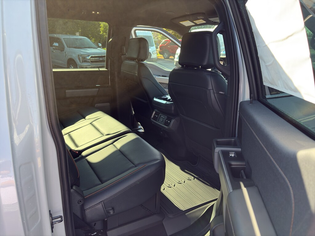 2025 Ford F-150 Lariat - Photo 27