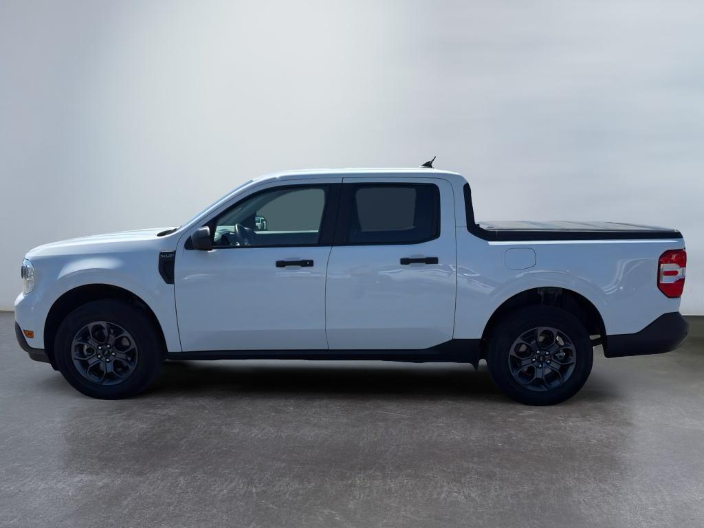 2024 Ford Maverick XLT photo 2
