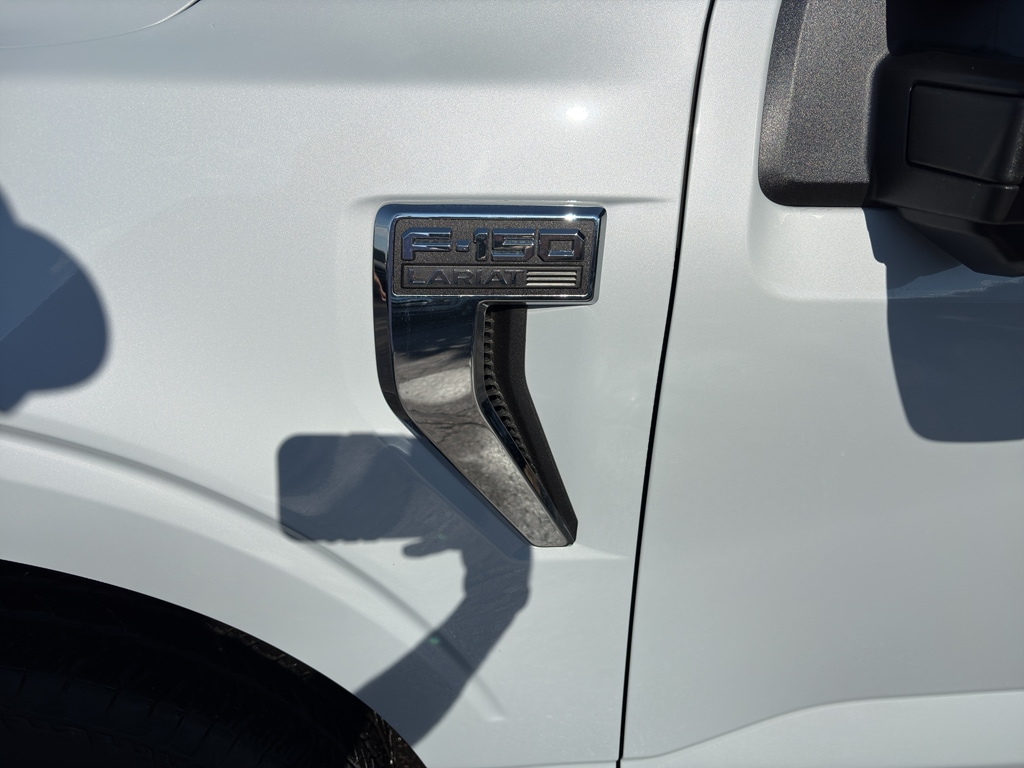 2025 Ford F-150 Lariat - Photo 9