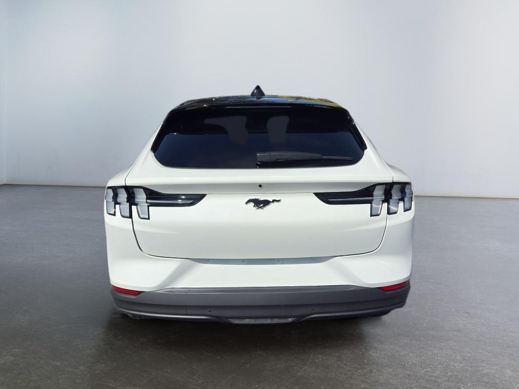 2025 Ford Mustang Mach-E Premium photo 4