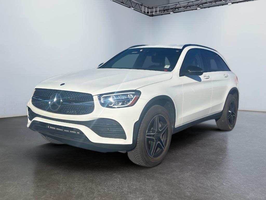 2022 Mercedes-Benz GLC GLC300's photo