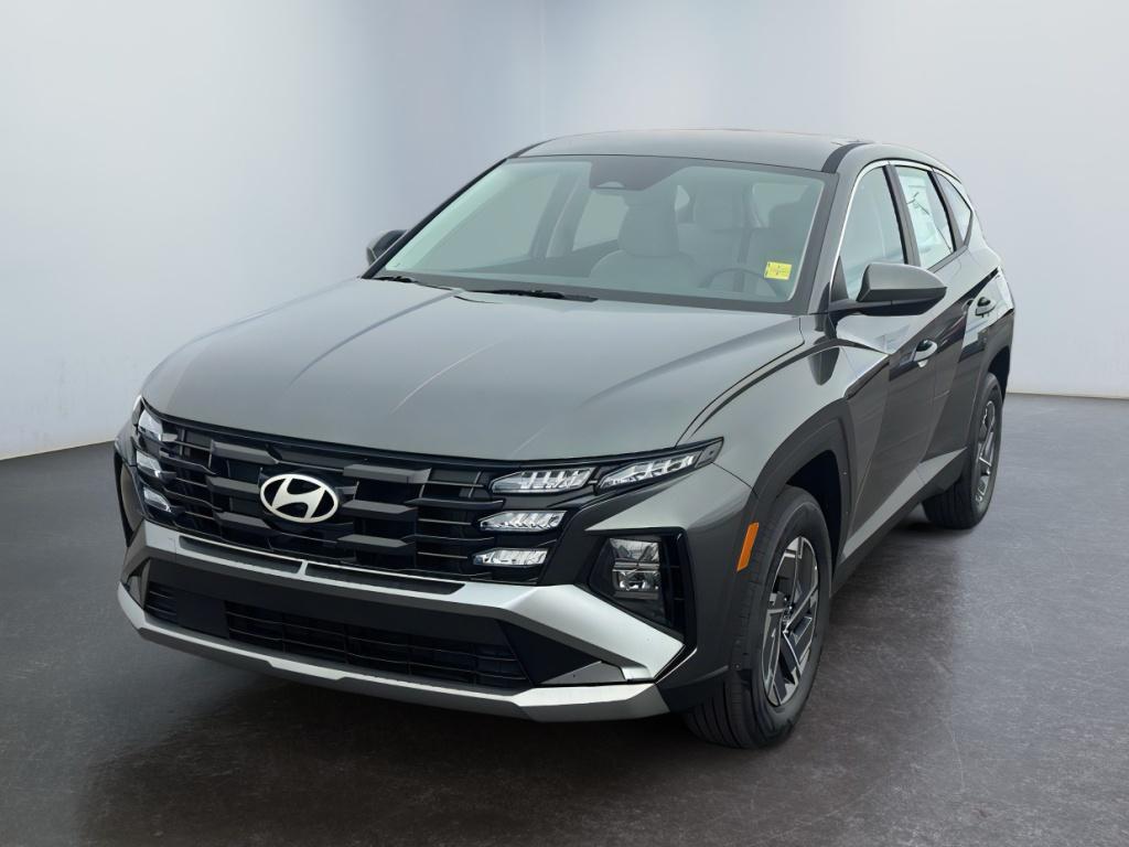 2026 Hyundai Tucson Blue SE's photo