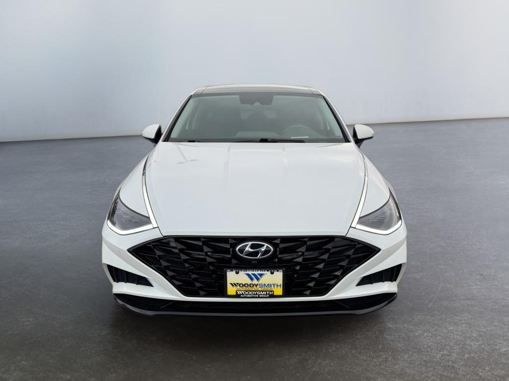 2020 Hyundai Sonata Limited photo 2