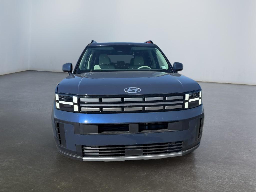 2025 Hyundai Santa Fe SEL photo 2