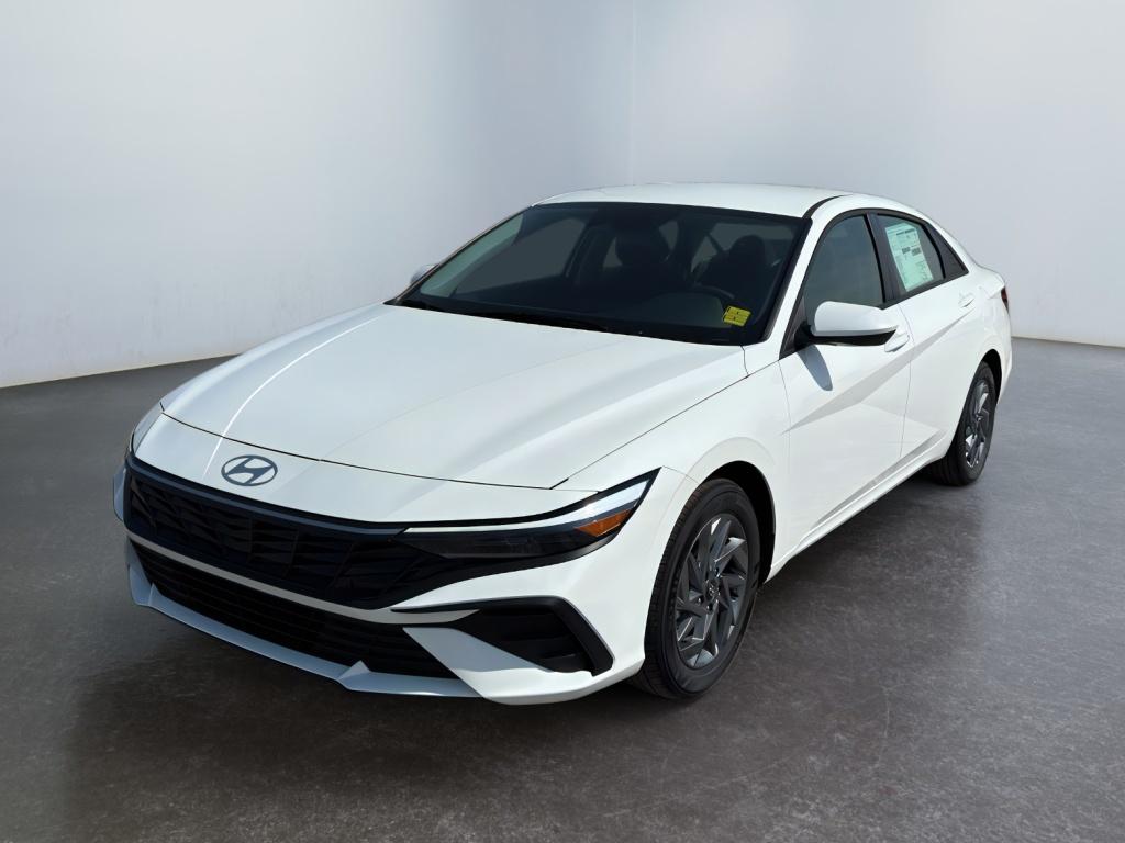 2025 Hyundai Elantra Blue's photo