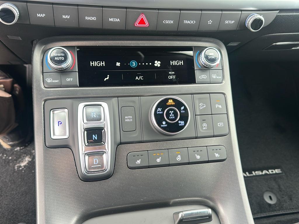 2025 Hyundai Palisade Calligraphy Night Edition - Photo 12