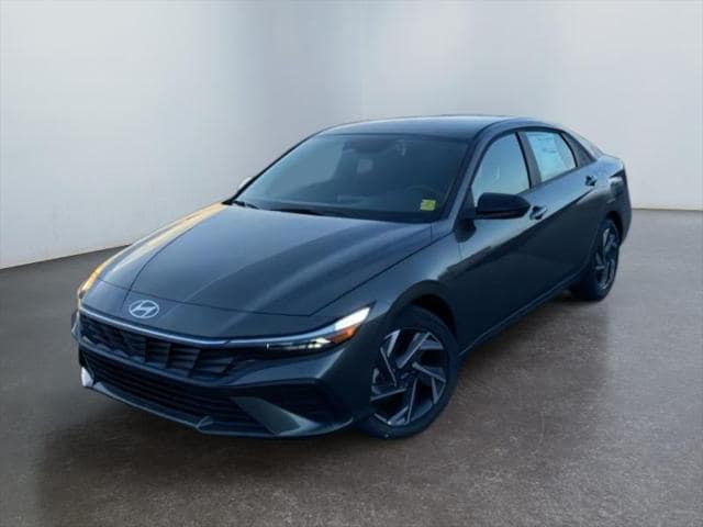 2025 Hyundai Elantra Sedan 