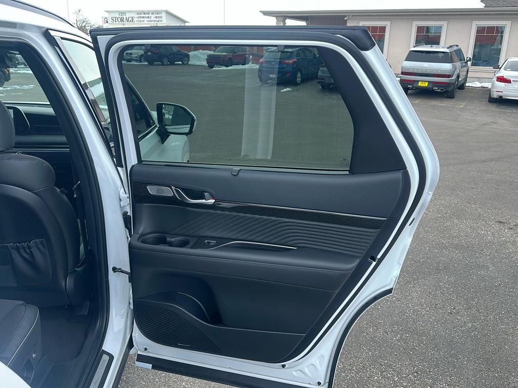 2025 Hyundai Palisade Calligraphy Night Edition - Photo 22