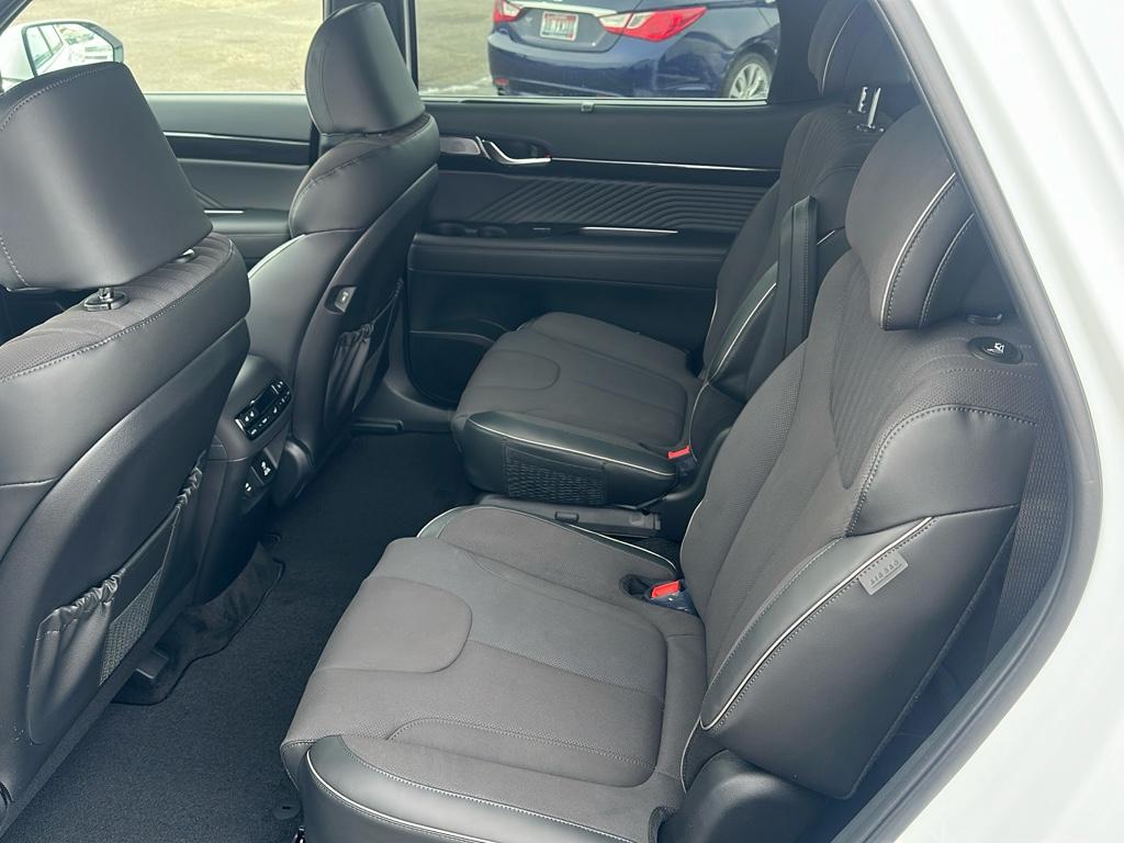 2025 Hyundai Palisade Calligraphy Night Edition - Photo 16