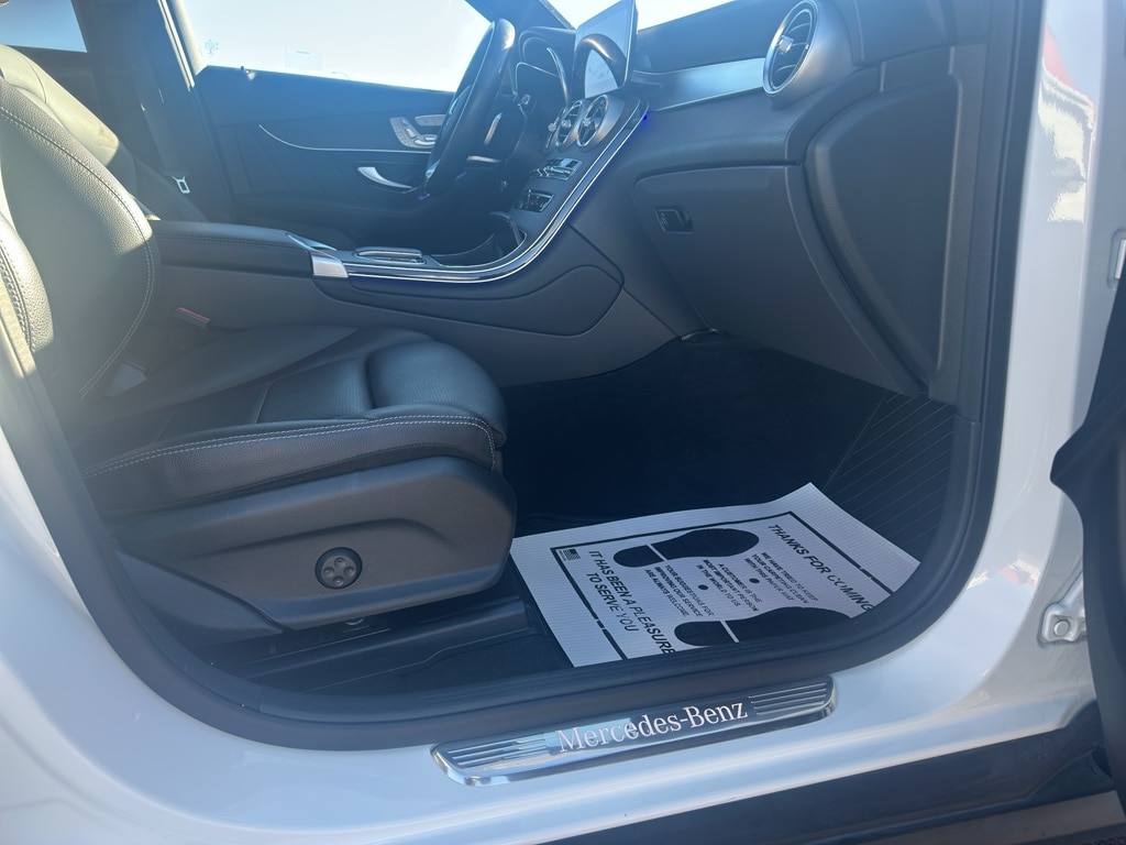 2022 Mercedes-Benz GLC GLC300 - Photo 18