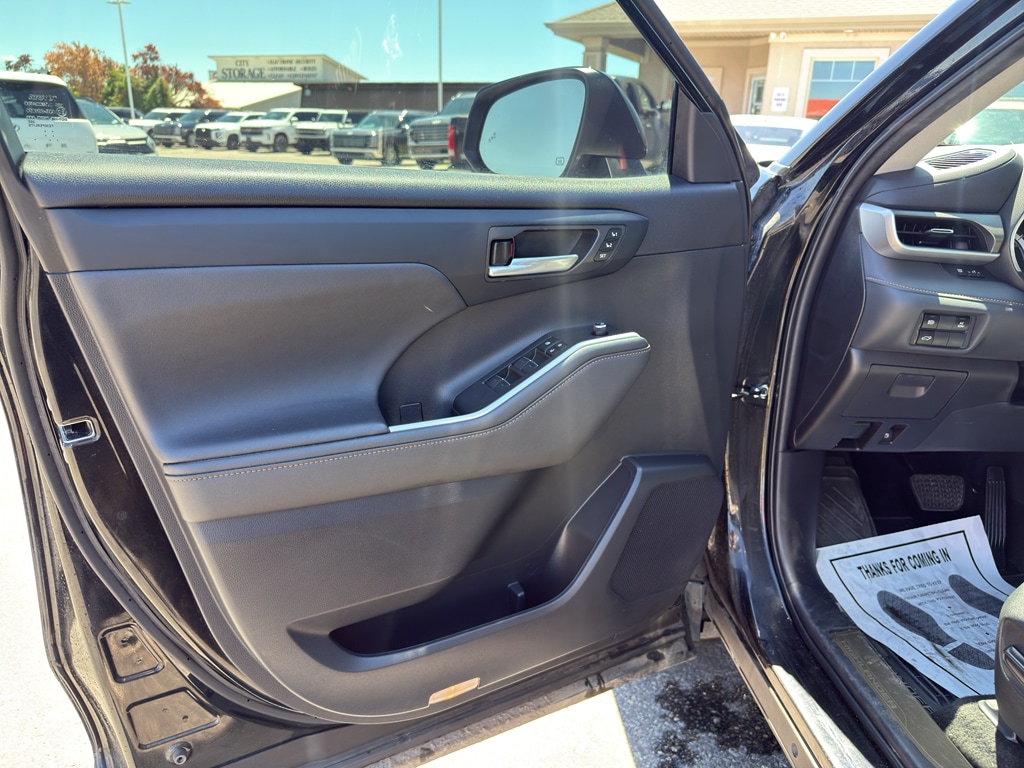 2023 Toyota Highlander Bronze Edition - Photo 15