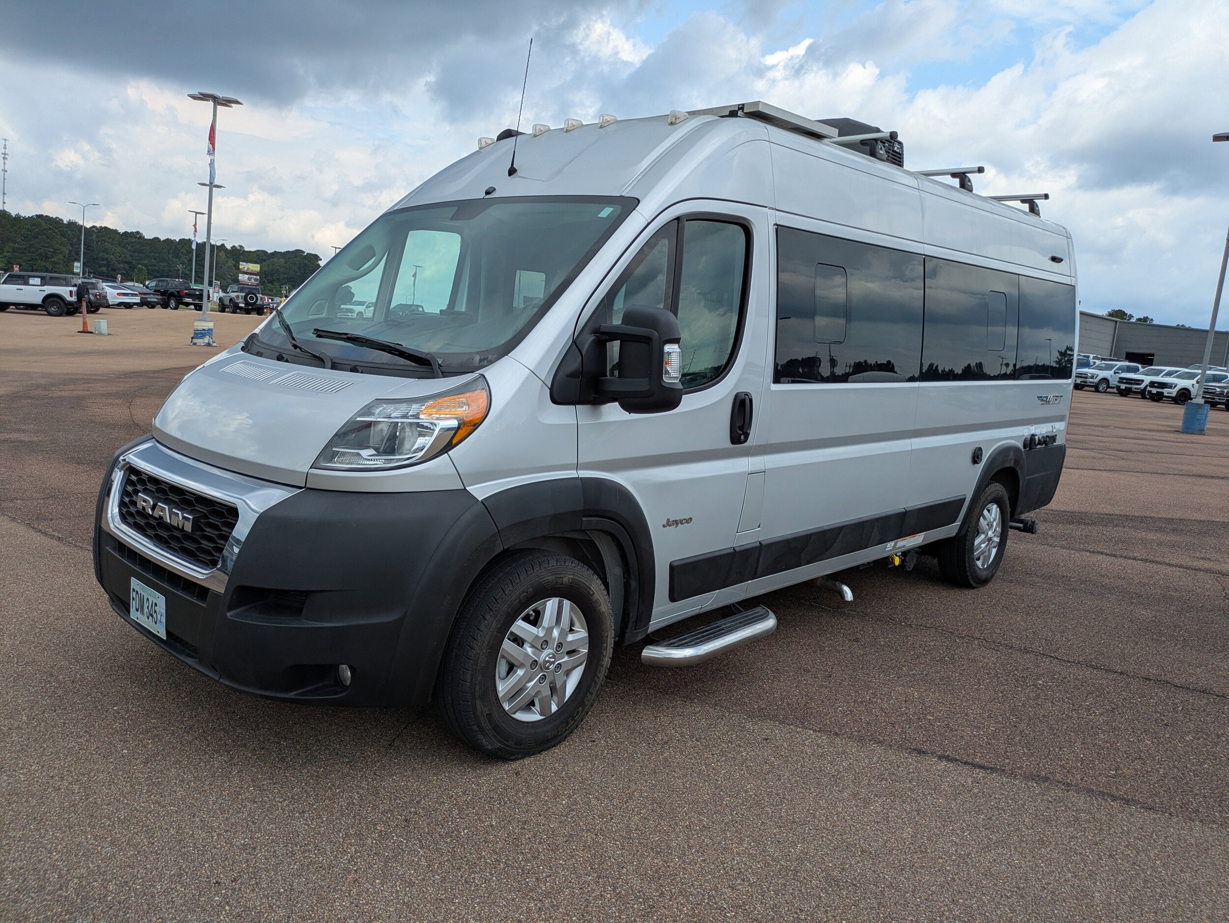 2021 Ram ProMaster 3500 Window Van Cargo Van photo 4