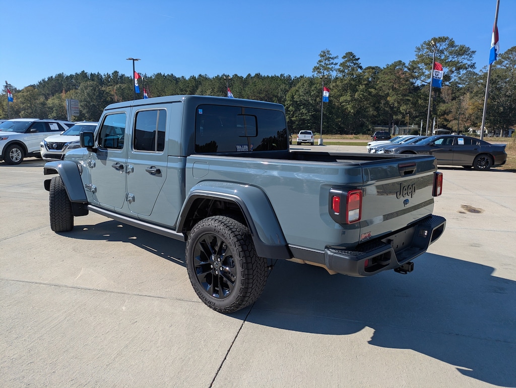 Used 2025 Jeep Gladiator Nighthawk Nighthawk 4x4 *Ltd Avail*
