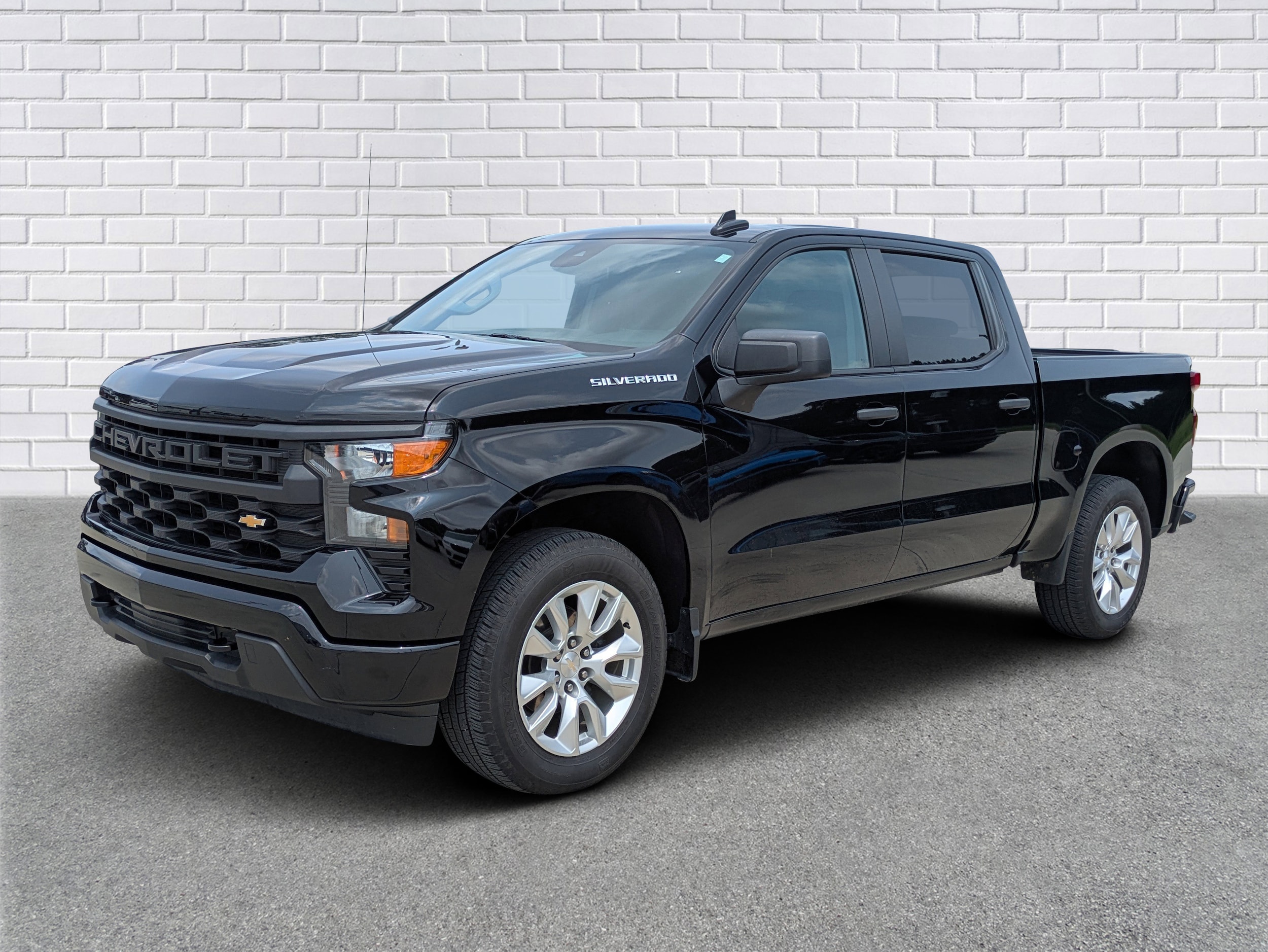 2024 Chevrolet Silverado 1500 Custom Crew Cab Short Box's photo