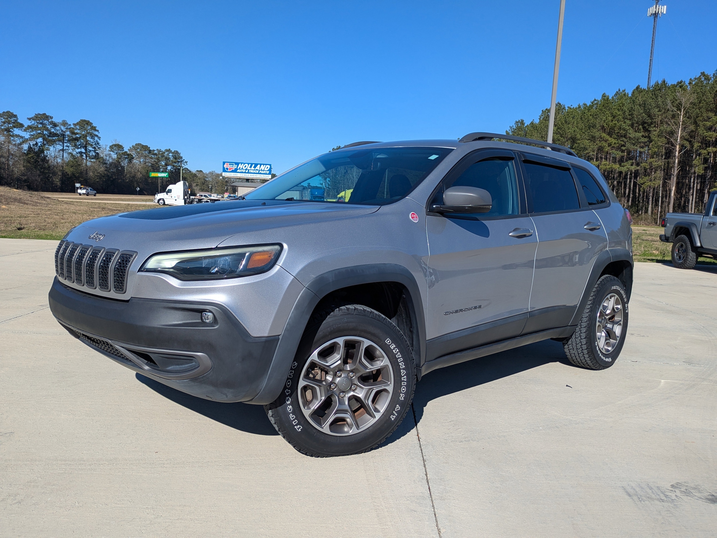 2020 Jeep Cherokee Trailhawk's photo