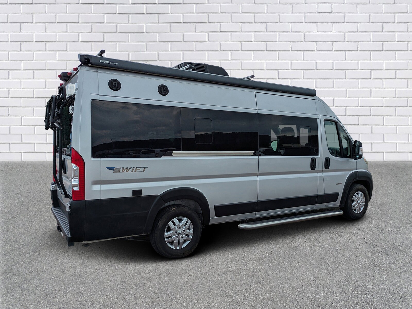 2021 Ram ProMaster 3500 Window Van Cargo Van photo 3