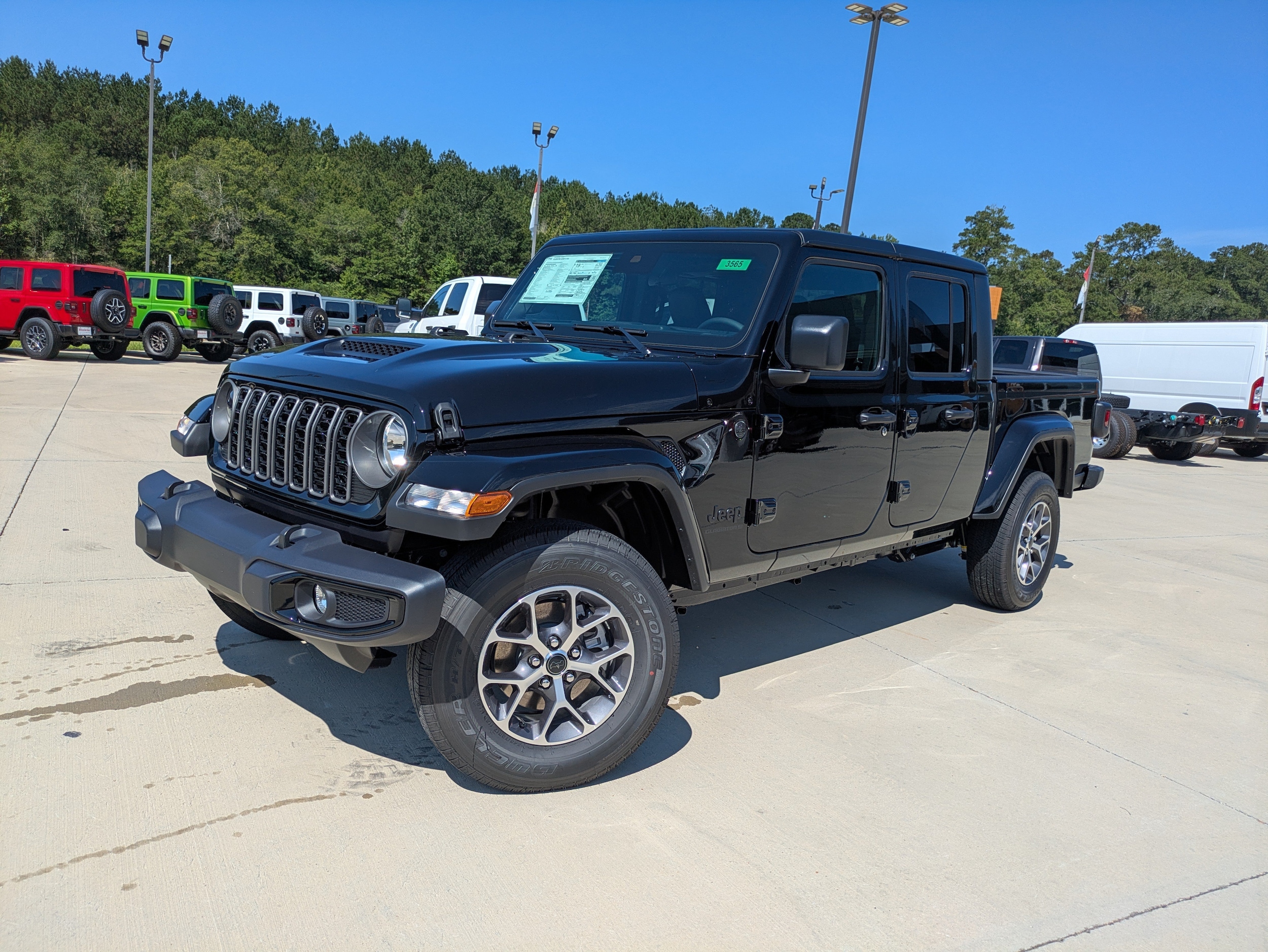 2025 Jeep Gladiator