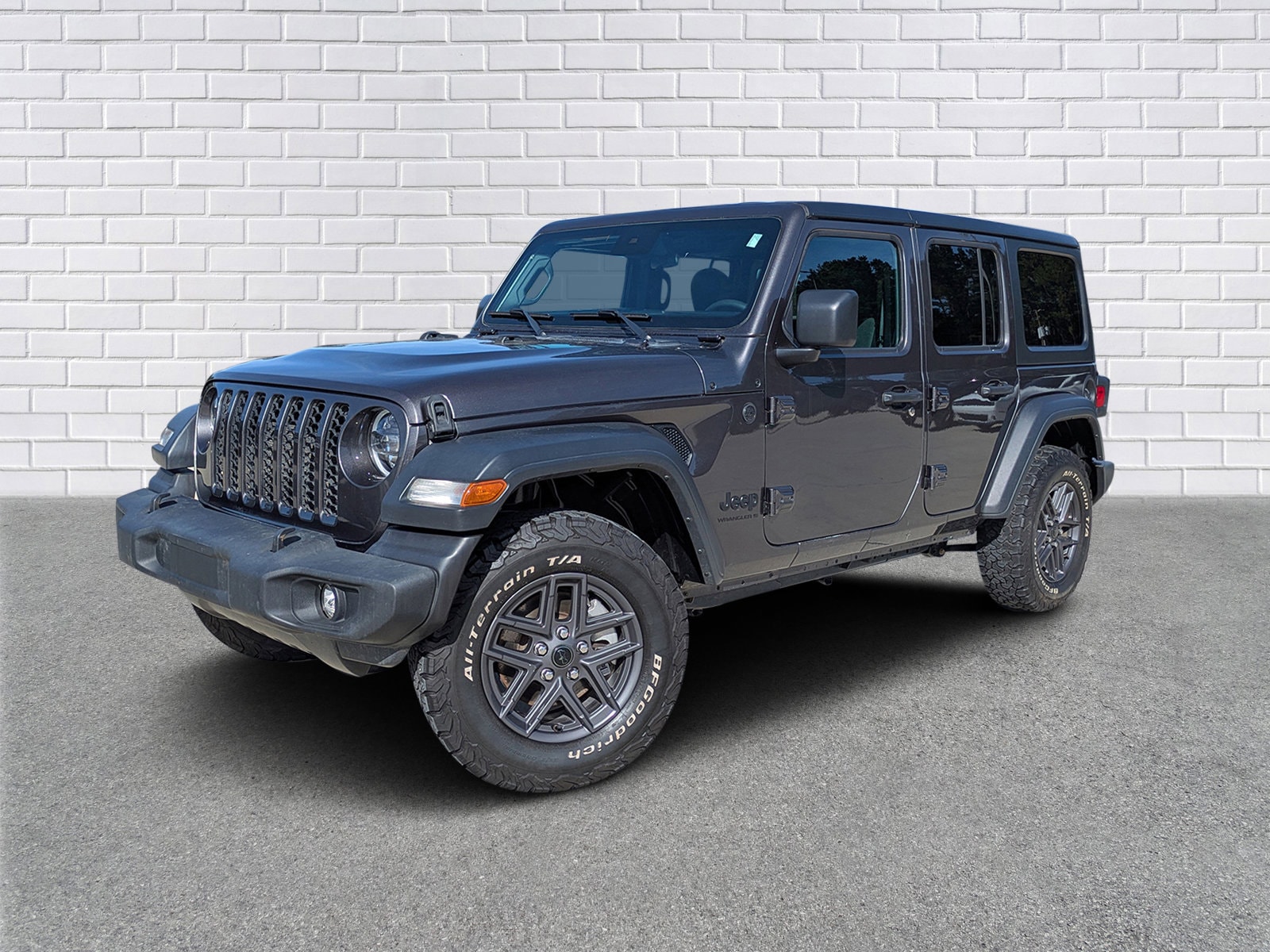 2024 Jeep Wrangler 4-Door Sport S's photo