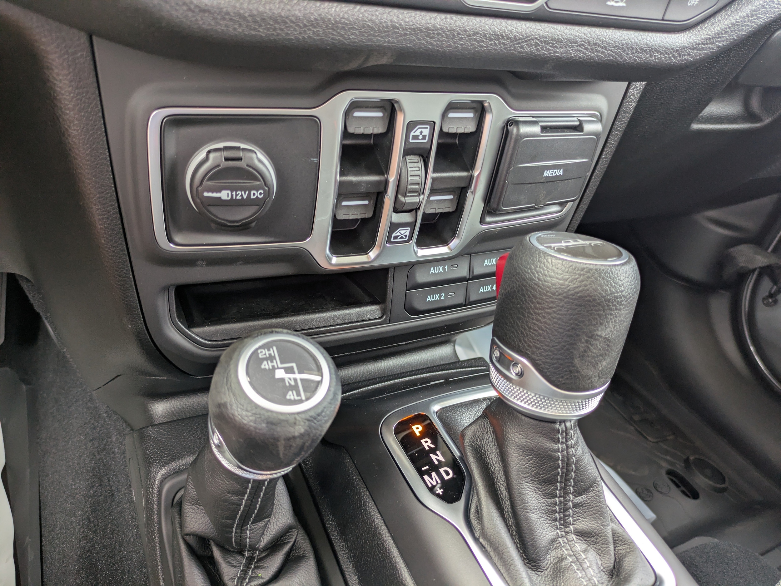 2025 Jeep Gladiator Sport S - Photo 11
