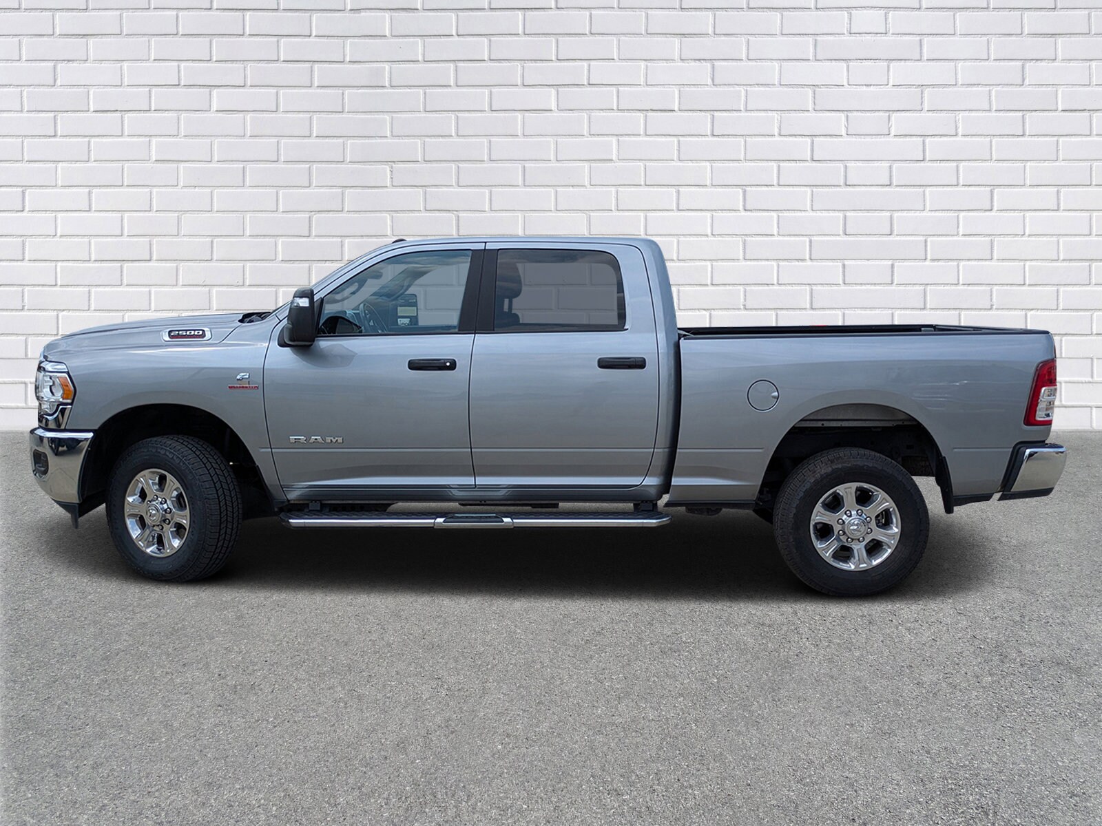2024 Ram 2500 Big Horn photo 2