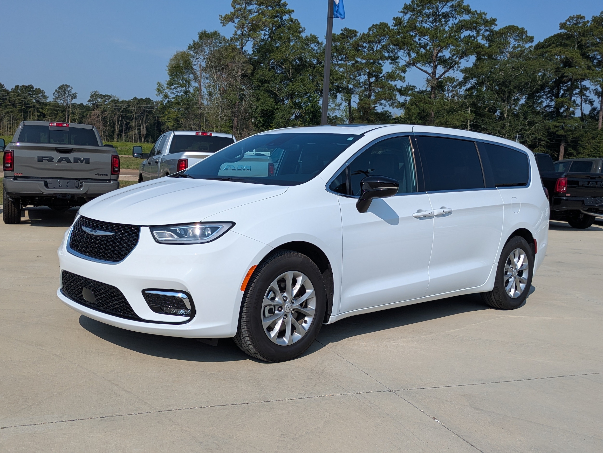2026 Chrysler Pacifica