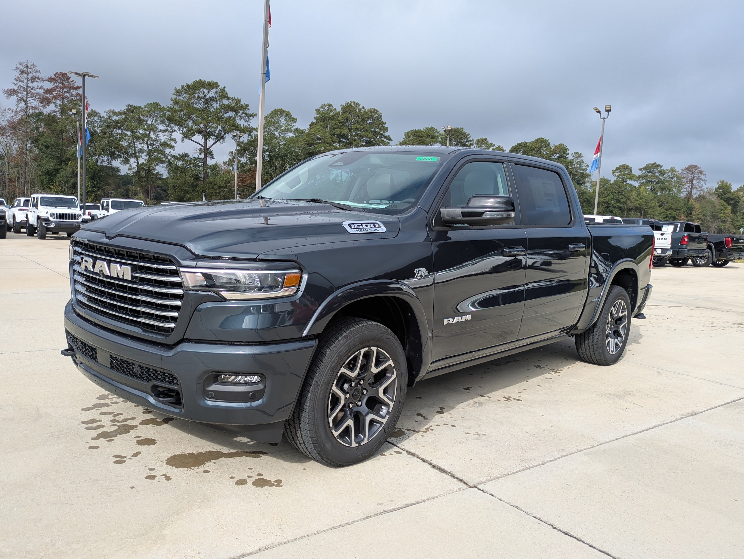 2027 RAM 1500 Pickup Laramie