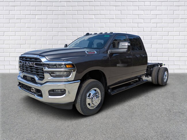 2026 Ram 3500 Chassis Cab Tradesman/Big Horn Pickup