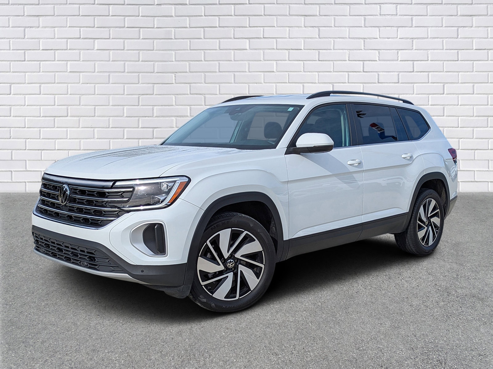 2024 Volkswagen Atlas SE w/Tech's photo